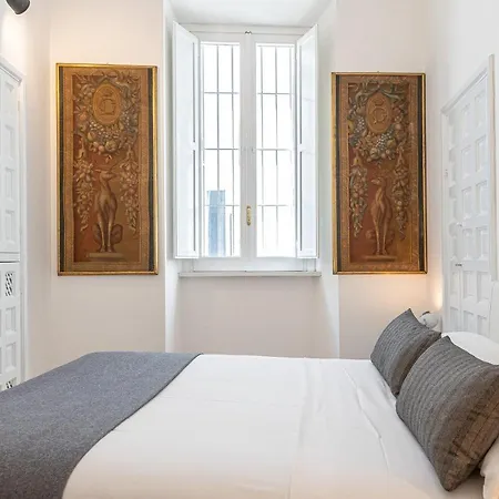 Amazing Historical - Jewish Ghetto Apartment *